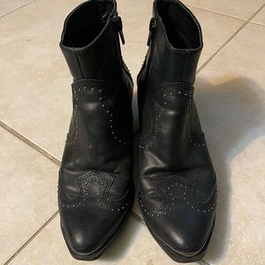 Size 8 black studded boots from target